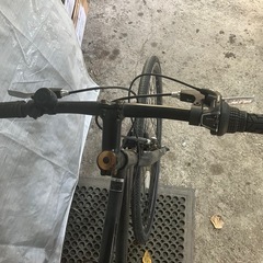 【クロスバイク 6段変速 700×28C 前後タイヤ、サドル、前ブレーキシュー新品交換済】すぐお乗り頂けます！一部地域送料無料！防犯登録別途600円（必須）の画像