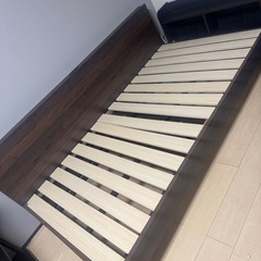 ベッドフレーム ブラウン シングル   マットレス の画像