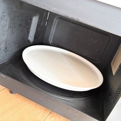 ③電子レンジ【SHARP】の画像