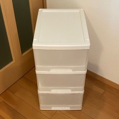 3段 プラケースの画像