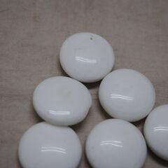 1755] 囲碁 碁石 白黒 各132個 セット 厚さ約4mm 昭和 レトロ (アント