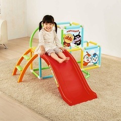 【大分市限定　お持ちします！！】アンパンマン うちの子天才 カンタン折りたたみジャングルパーク　すべりだい　滑り台　すべり台の画像