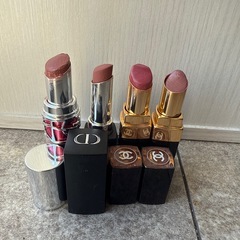 CHANEL、ディオール口紅セットの画像