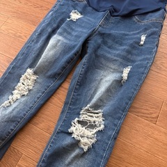 SHEIN マタニティー ダメージデニム ジーンズ sの画像