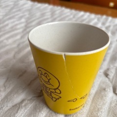 レトロなアンパンマンコップ　ひびありの画像