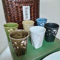 未使用 美濃焼 水峰窯 花舞 大鉢24㎝付き籠入り六客フリーカップ　口径8㎝の画像