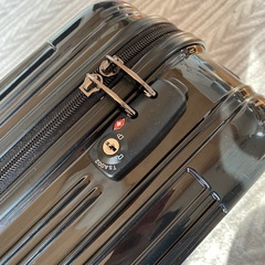 【お話中】キャリーケースの画像