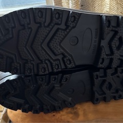 ワークマンブーツM黒の画像