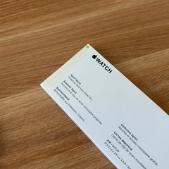 Apple Watch SE (第2世代)GPS 40mm ベルト、カバー付きの画像