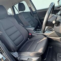 ＼ 誰でも車が買える次世代低与信ローン専門店／ 安心の１年保証付き 距離無制限！中古車販売 カーメル山梨店　平成28年　マツダ　ＣＸ－５　89,000㌔の画像