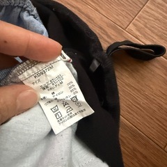 刺繍デザインデニムパンツ Mサイズ カジュアルパンツの画像