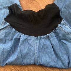 刺繍デザインデニムパンツ Mサイズ カジュアルパンツの画像