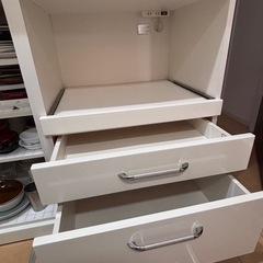 相談中　12/9-24限定　カップボード　 食器棚の画像