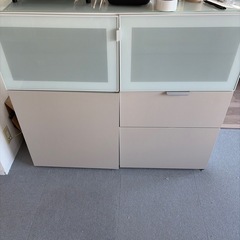 IKEAの組み合わせ食器棚