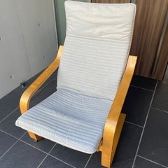IKEAイケアのポエング　リラックスチェアの画像