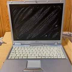 ノートパソコン の画像