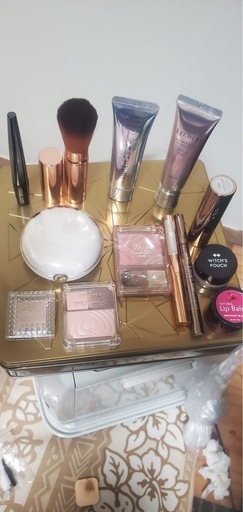 化粧&化粧水&アイシャドウ