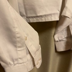 年内大幅値下げ！⦅ARROW⦆ 白フリルショート丈ブラウス リンクルフリーの画像