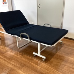 折りたたみリクライニング付きベッド【町田市再生家具】　252455の画像