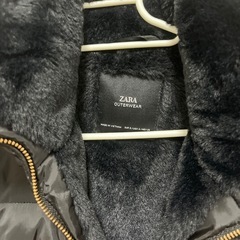 ZARA ダウンの画像