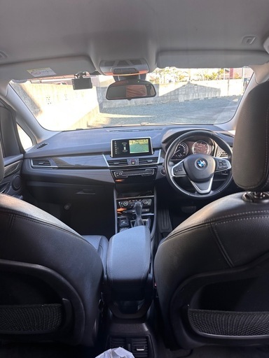後期型LCIモデル 令和1年 BMW218dグランツアラー黒革 フルセグTV Bカメラ 3列7人乗 インテリS