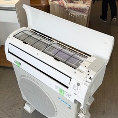 【超美品‼️】ダイキン 2022年製 10畳用エアコン ストリーマ空気清浄 オートスイング タフネス室外機 100V/2.8kwの画像