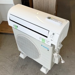 【超美品‼️】ダイキン 2022年製 10畳用エアコン ストリーマ空気清浄 オートスイング タフネス室外機 100V/2.8kwの画像