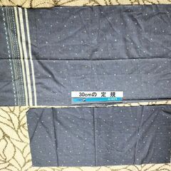 生活雑貨品（テーブルカバー、布端切れ、ボタン類、紐類、絵具）は、いかがでしょうか？の画像