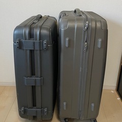 キャリーバッグ　7泊8日サイズ  2個セットの画像