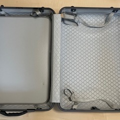 キャリーバッグ　7泊8日サイズ  2個セットの画像