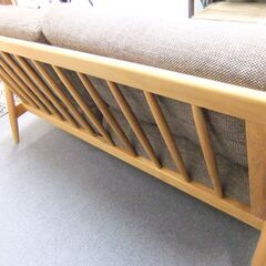 木製フレーム 2人掛けソファの画像