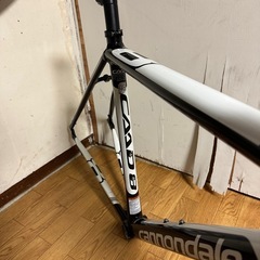 キャノンデール　cCAAD8 フレーム　※同じグレードくらいのロードフレームとトレードしてくれる方探してます！の画像