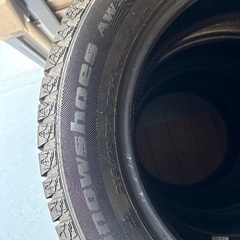 215/60R16 スタッドレス 4本セットの画像