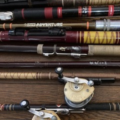 釣竿13本➕竿置き2本の画像