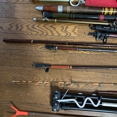 釣竿13本➕竿置き2本の画像