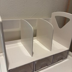 引き出し付きブックエンドの画像