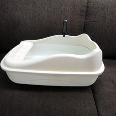 ① 未使用 猫用トイレ 防滴仕様 スコップ付き 猫専用 幅29.5㎝ ホワイト系 ペット用品 西岡店の画像