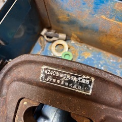 手動油圧式圧縮器の画像