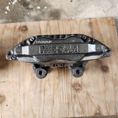 R32スカイライン純正スミトモ4ポットキャリパーの画像