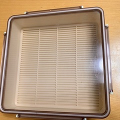 12   大きなプラスチックお重　2段　お弁当箱　の画像