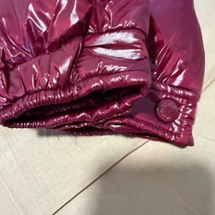 Moncler ダウンジャケットRed size-Lの画像