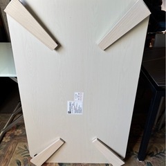 センターテーブルの画像