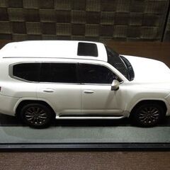 トヨタ ランドクルーザー ZX 1/30 ミニカー カラーサンプル 非売品 ランクル300 カバー/箱無 ホワイトパール系 TOYOTA 札幌市 新道東店の画像