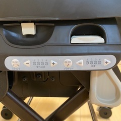 コンビ ネムリラ オートスウィング ハイローチェア の画像