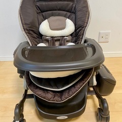 コンビ ネムリラ オートスウィング ハイローチェア の画像