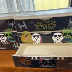 A4サイズ　starwars 棚　2つセットの画像