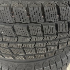 溝あり　ハイエース純正　195/80R15 スタッドレスタイヤ付き4本セット の画像