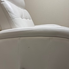 SISTA 電動リクライニングチェア　施術　の画像