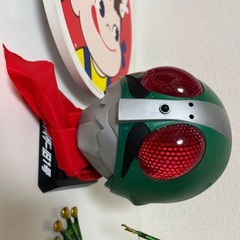 置き物とミニテーブルの画像