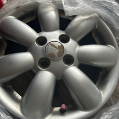 ラパン純正ホイルの画像